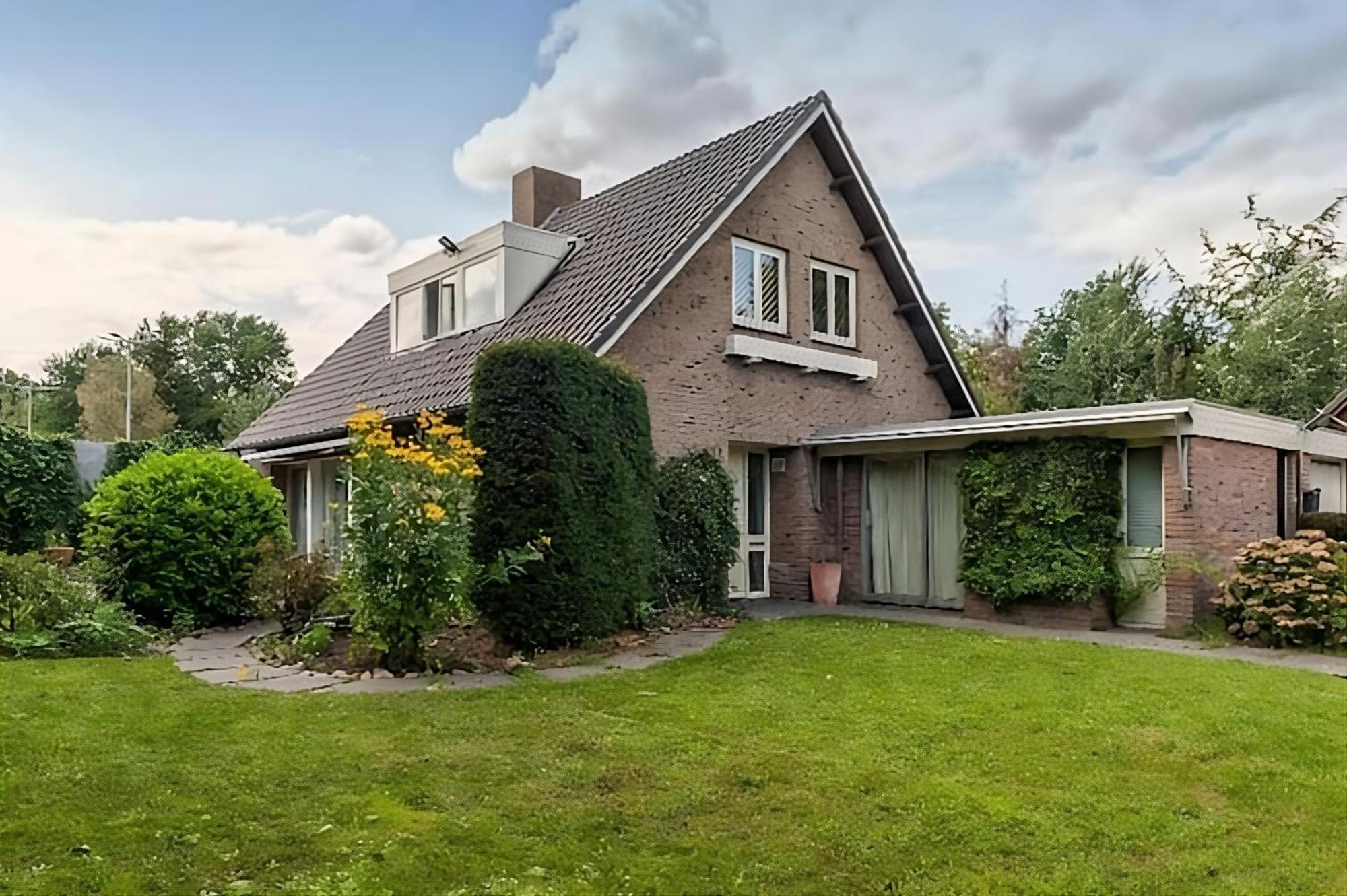 Ground Floor And Twin Bedroom In Luxurious Villa With Beautiful Garden Very Near Tue And Centre Eindhoven Exterior foto